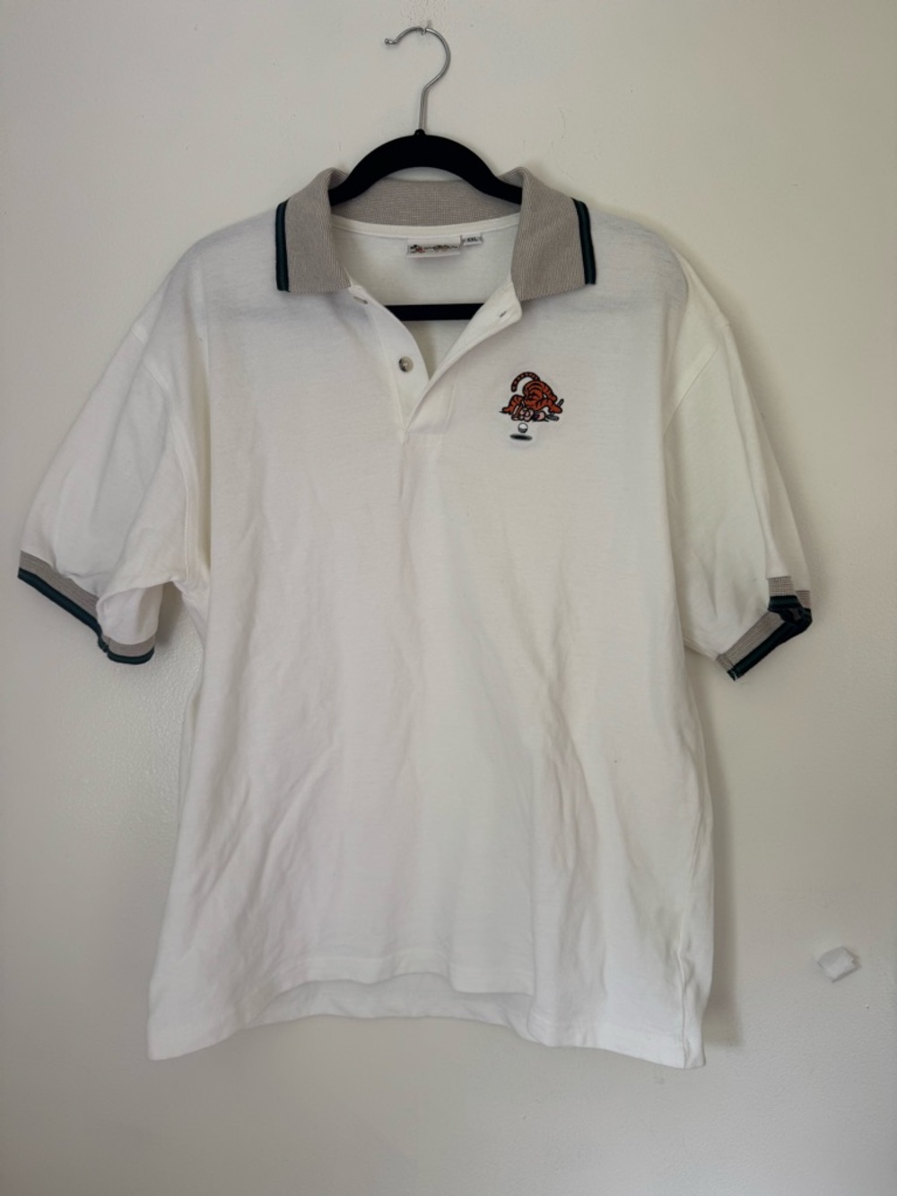 Vintage Disney Tiger tennis Polo Shirt with Contrast Collar and Sleeve Size XXL